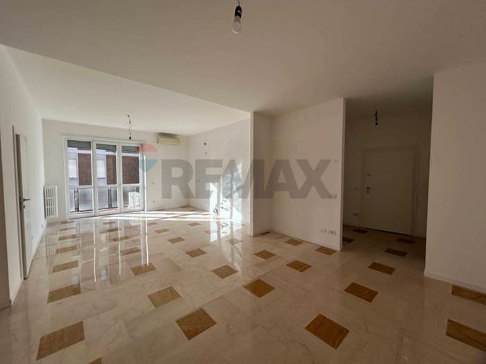 Appartamento quadrilocale in vendita in via xxiv maggio, San Paolo, Bergamo