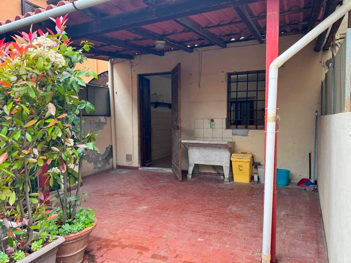 Casa con 6 locali in vendita in Via di Castelnuovo, Ugnano, Firenze