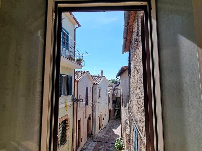 Appartamento con 7 locali in vendita in Via Arco dei Cherubini, Castelnuovo Di Farfa