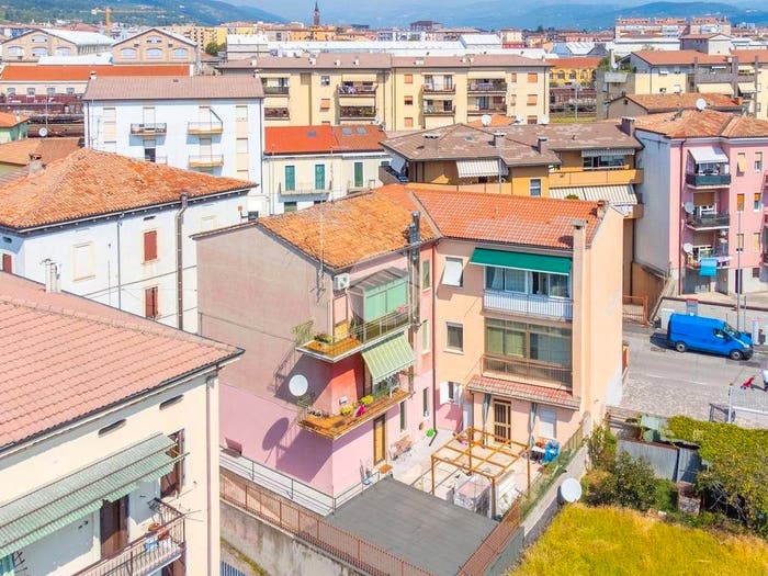 Appartamento trilocale in vendita in Via Tommaso Campanella, Porto San Pancrazio, Verona