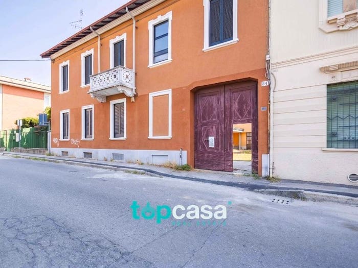 Casa trilocale in vendita in Via Vincenzo Bellini, Ospedale, Busto Arsizio