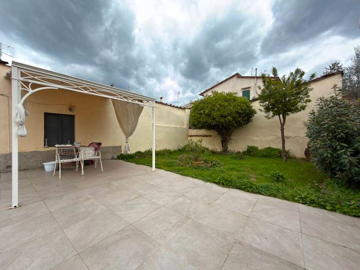 Casa con 6 locali in vendita in Via di Brozzi, Brozzi, Firenze