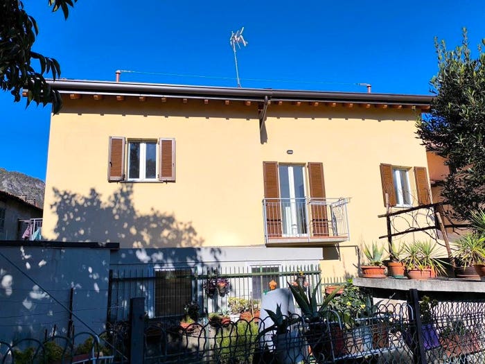 Casa trilocale in vendita in Via San Martino, Valmadrera