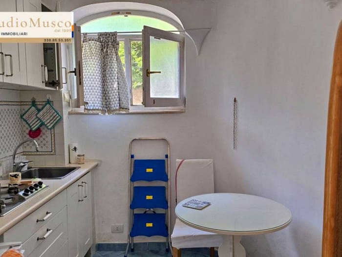 Appartamento monolocale in vendita in via Matermania, Centro, Capri