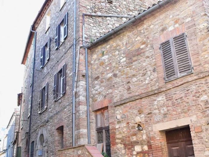 Casa con 6 locali in vendita in Via Castel Maggiore, Centro, Ficulle
