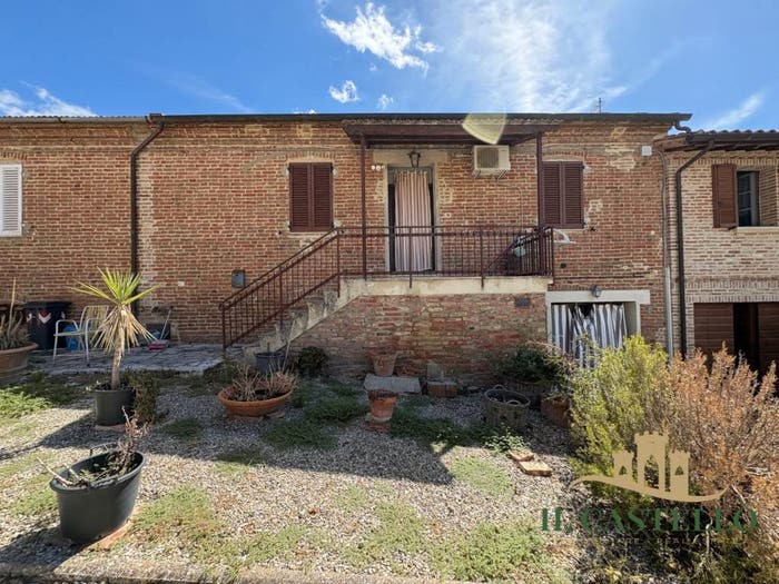 Casa bilocale in vendita in Via Camillo Benso di Cavour, Petrignano, Castiglione del Lago
