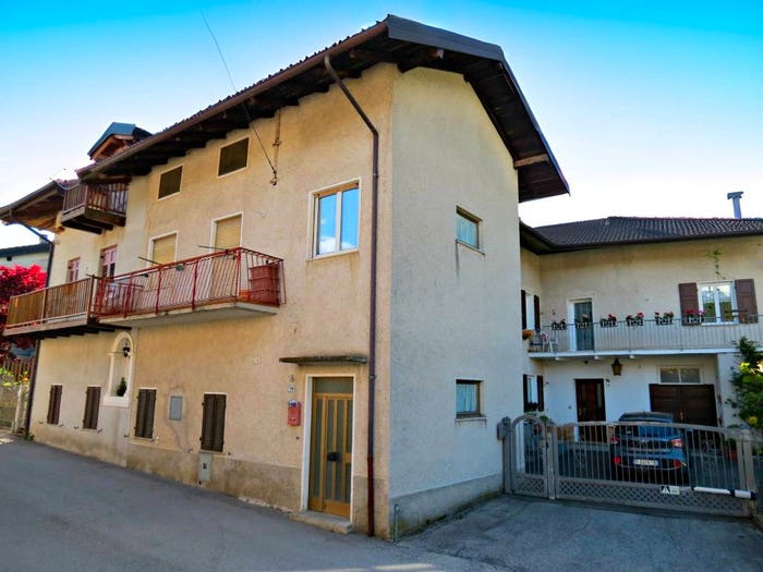 Casa con 6 locali in vendita in Via della Bruta, Centro, Levico Terme