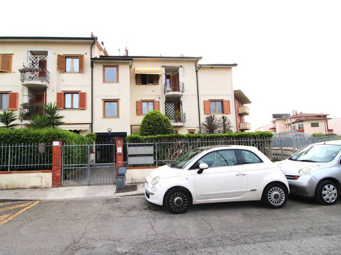 Appartamento con 6 locali in vendita in Via Quarto, Riglione Oratoio, Pisa