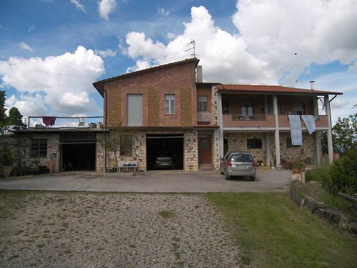 Casa con 6 locali in vendita in Località San Pietro, Torrita di Siena