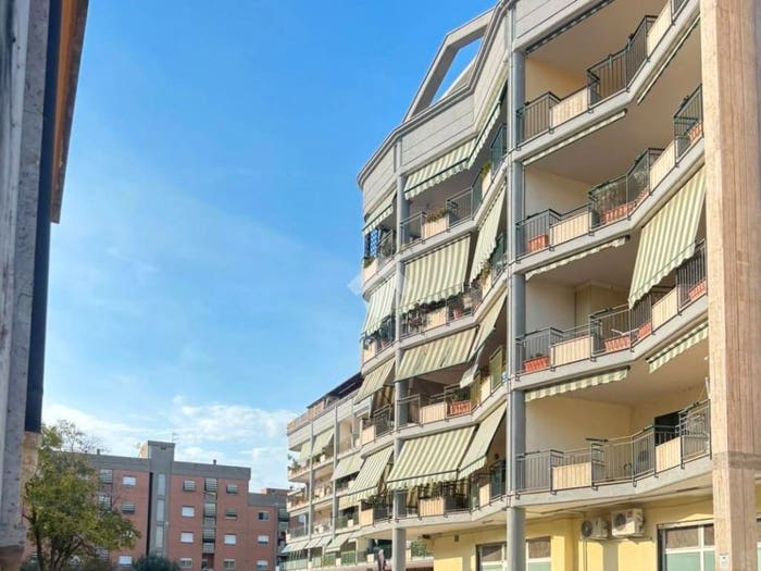 Appartamento trilocale in vendita in VIA CUSTOZA, Centro, Latina