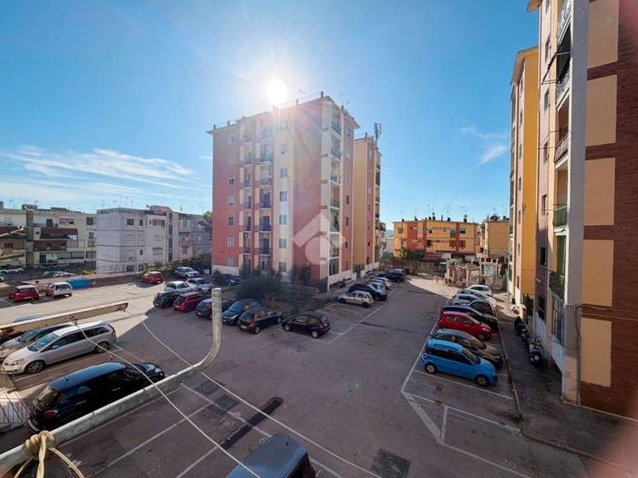 Appartamento con 5 locali in vendita in Viale Traiano, Traiano, Napoli