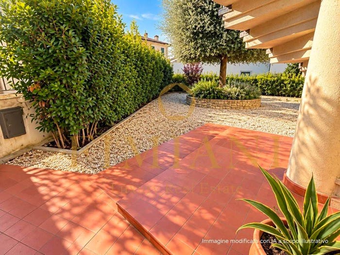 Appartamento con 5 locali in vendita in Via di Castello, Castello, Firenze