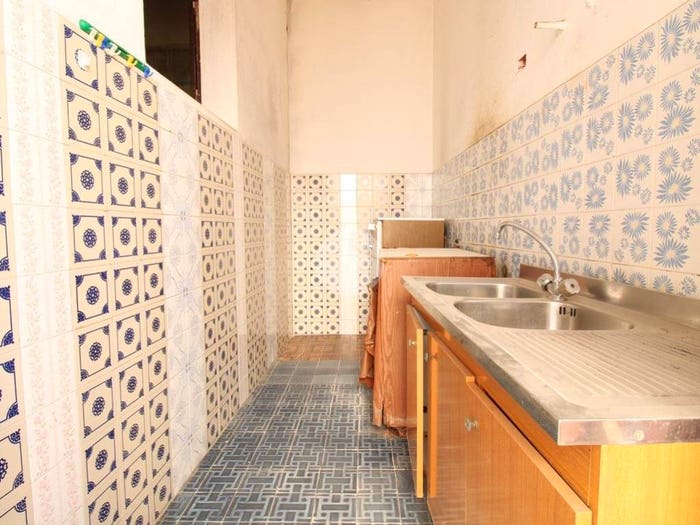 Casa con 6 locali in vendita in Via G Garibaldi, Burcei