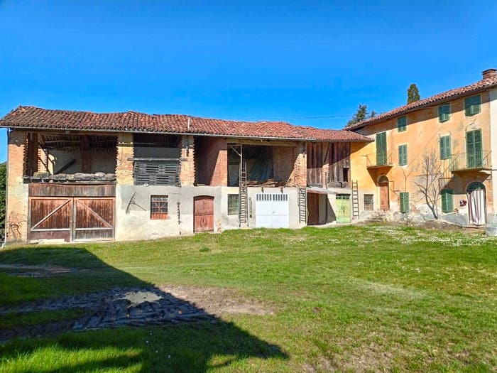 Casa quadrilocale in vendita in Via del Chioso, Passerano, Passerano Marmorito