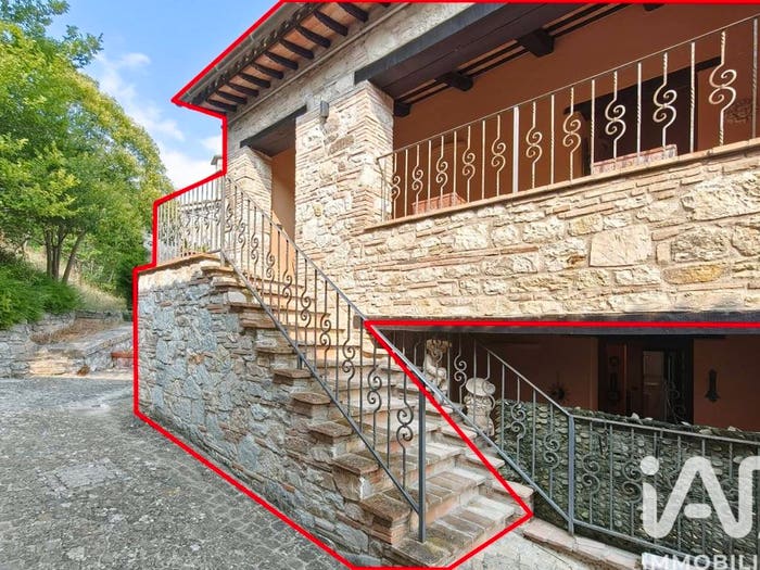 Appartamento con 6 locali in vendita in Frazione bistocco, Centro, Caldarola
