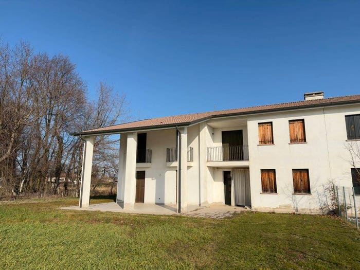 Casa con 5 locali in vendita in Santa Giustina in Colle