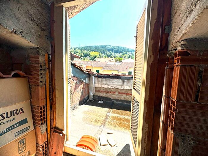 Casa con 5 locali in vendita in Via di Pippo, Castellina, Prato