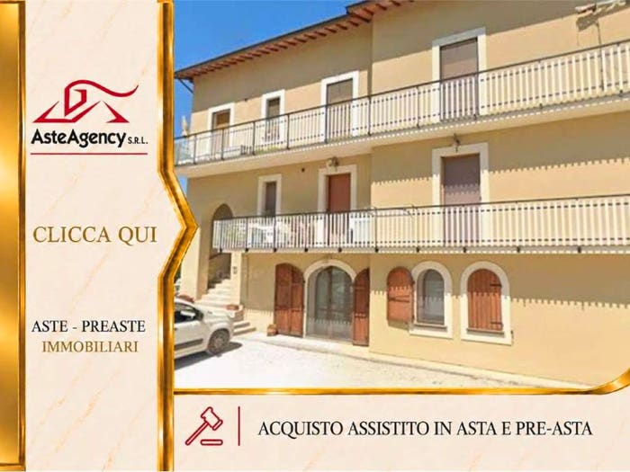 Appartamento con 6 locali in vendita in VIA ENRICO FERMI, Centro, Gualdo Tadino