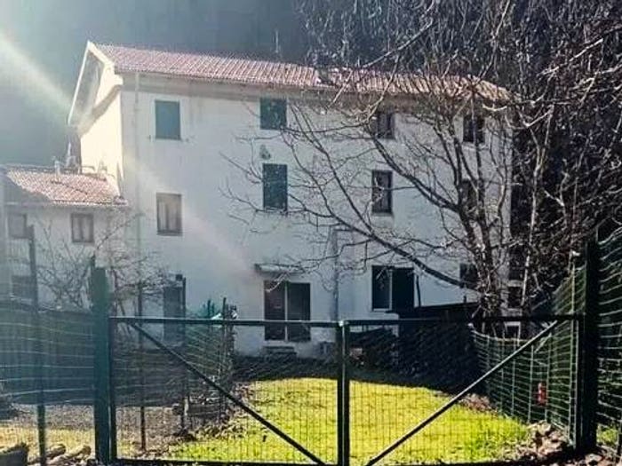 Appartamento con 5 locali in vendita in Piazza San Aurelio No Number, Carrodano