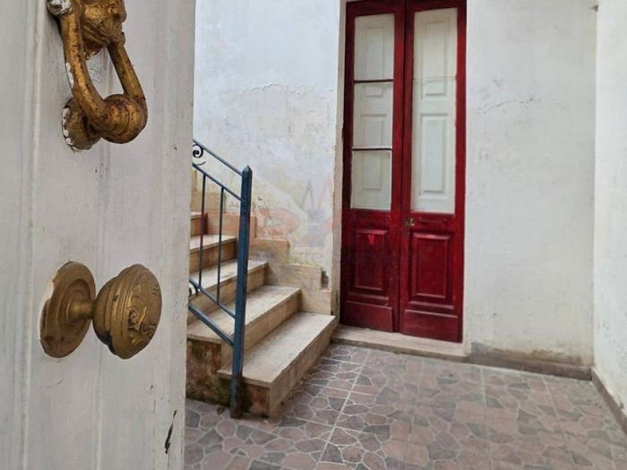 Casa con 6 locali in vendita in Via Galileo Galilei, Casarano