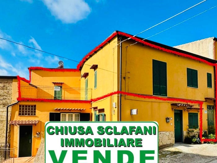 Casa con 6 locali in vendita in Via Salerno, Bisacquino