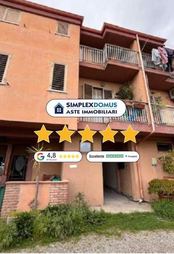 Appartamento quadrilocale in vendita in Via San Francesco di Paola, Marcellinara