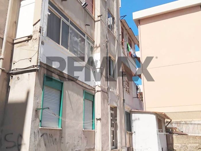 Appartamento bilocale in vendita in Viale Aranci, Giostra, Messina