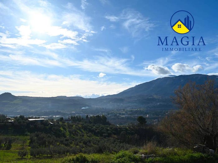 Casa con 5 locali in vendita in VIA EMIDIO LUZI, Ascoli Piceno