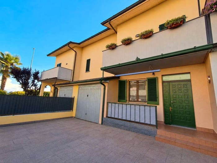 Casa quadrilocale in vendita in Via Paolo Griffini, Caviaga, Cavenago d'Adda