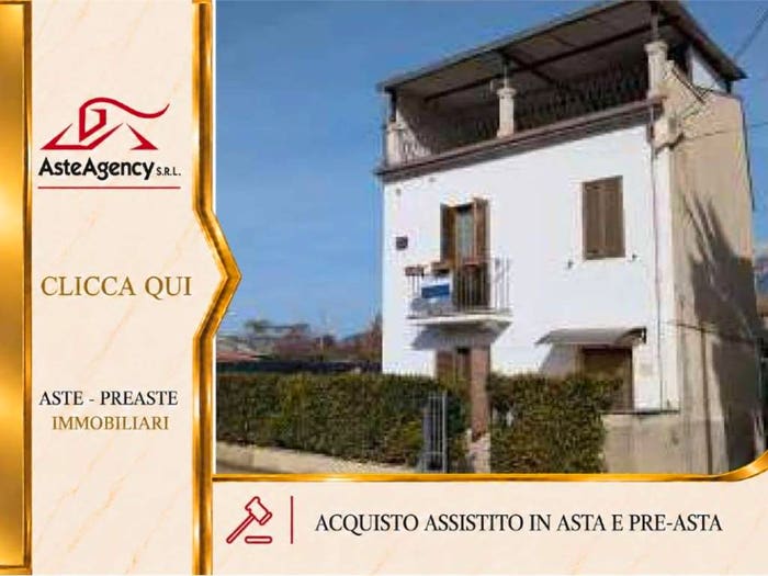 Appartamento con 6 locali in vendita in Via San Rufino, Centro, Sulmona