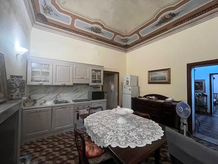 Casa con 6 locali in vendita in Piazza Gorgona, Marina di Pisa, Pisa