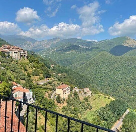 Casa con 5 locali in vendita in Tereglio, Coreglia Antelminelli