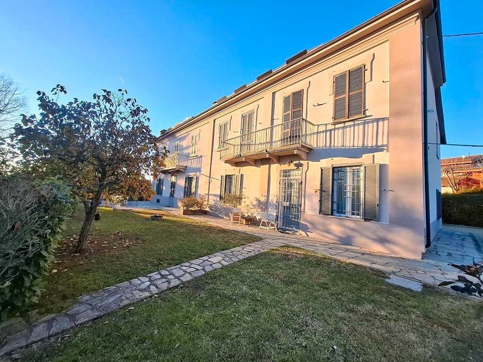 Casa con 6 locali in vendita in Via Giovanni Rosa, Ospedale, Asti