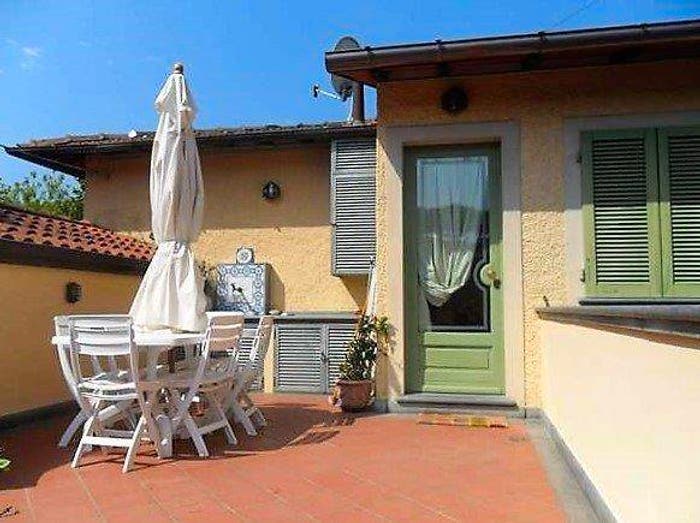 Appartamento trilocale in vendita in Via Scassi Carli, Centro, Forte dei Marmi