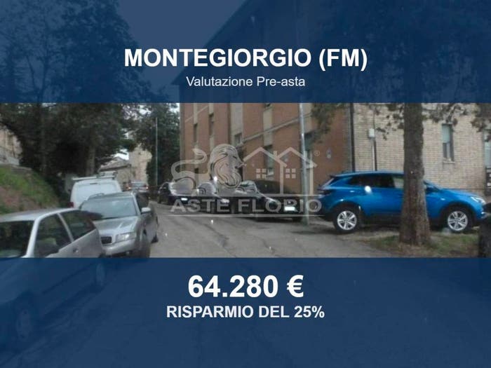 Appartamento con 6 locali in vendita in Via Del Sole, Centro, Montegiorgio