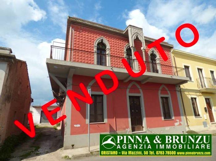 Casa con 6 locali in vendita in Via Del Bianco, Centro, San Vero Milis