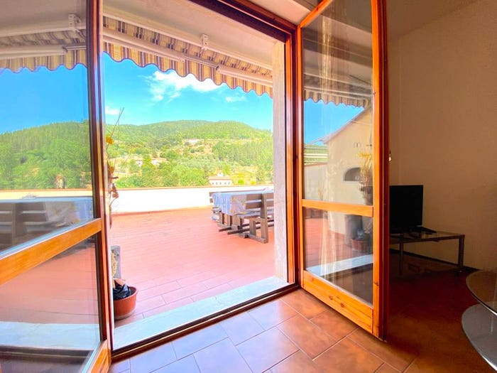 Appartamento quadrilocale in vendita in Via Francesco Petrarca, San Francesco, Pelago