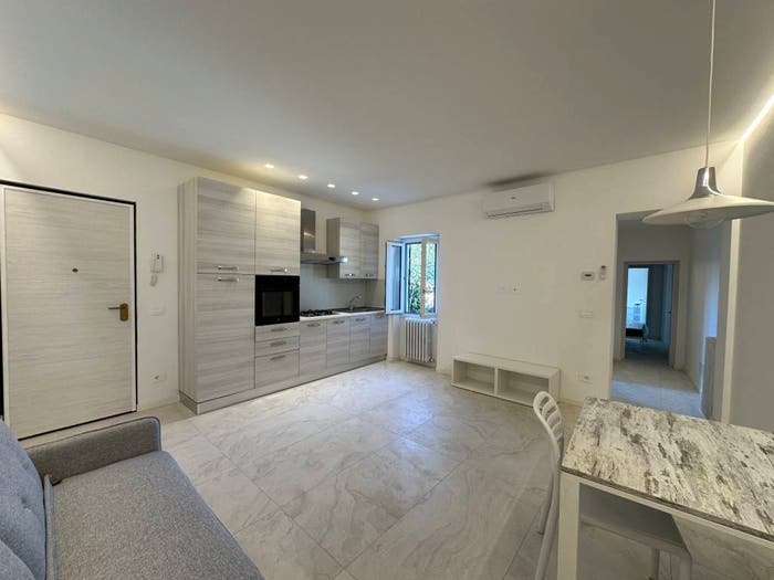 Appartamento monolocale in vendita in Via Silvio Pellico, Centro Storico, Forlì