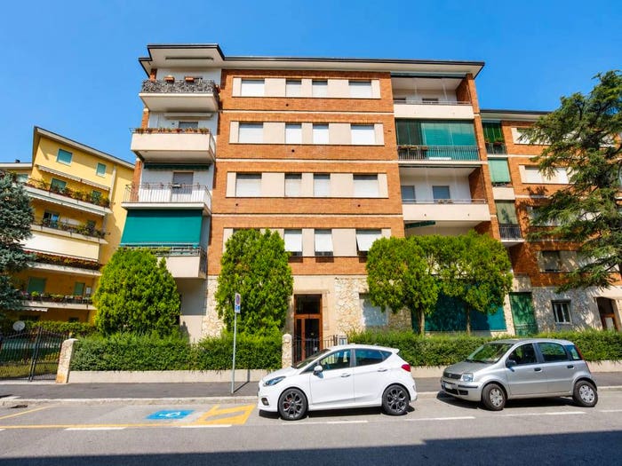 Appartamento quadrilocale in vendita in via Giovanni Berchet, Fiumicello, Brescia