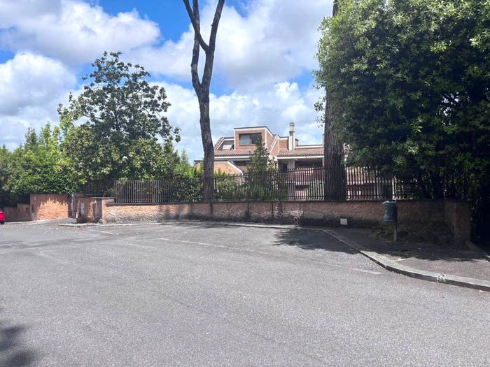 Appartamento con 5 locali in vendita in Via della Camilluccia, Camilluccia Farnesina, Roma
