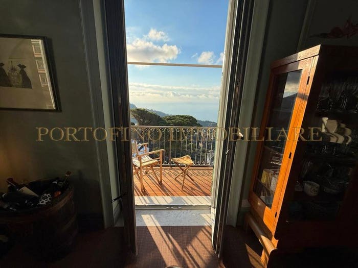 Casa quadrilocale in vendita in Via Ruffini, Centro, Camogli