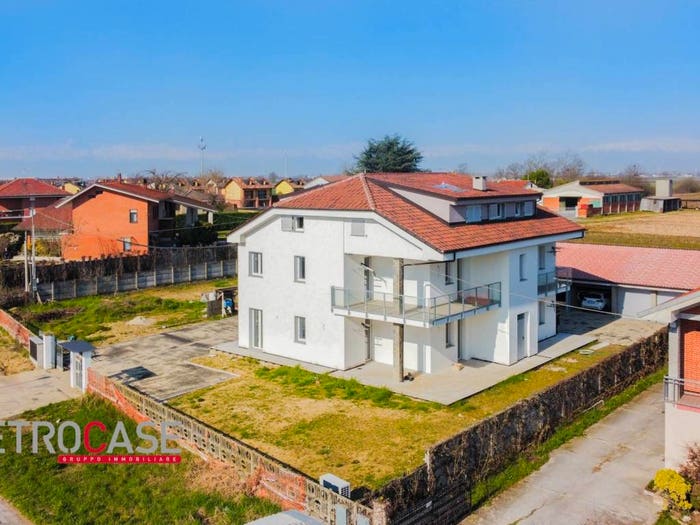 Appartamento trilocale in vendita in Via Poirino, Santa Rita Tuninetti, Carmagnola