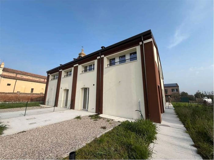 Casa con 6 locali in vendita in Via della Ginestra, Cona, Ferrara