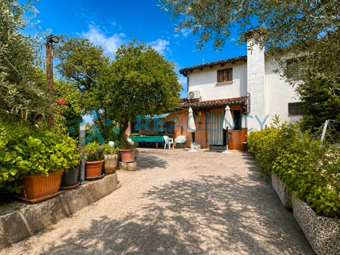 Casa con 5 locali in vendita in Via Valletta, Altavilla Vicentina