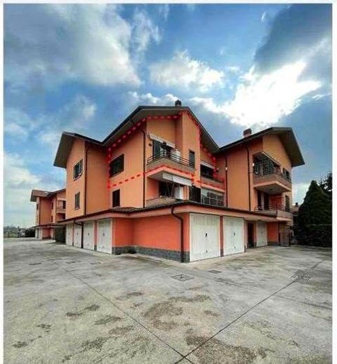 Appartamento quadrilocale in vendita in Via treviglio, Centro, Fara Gera d'Adda