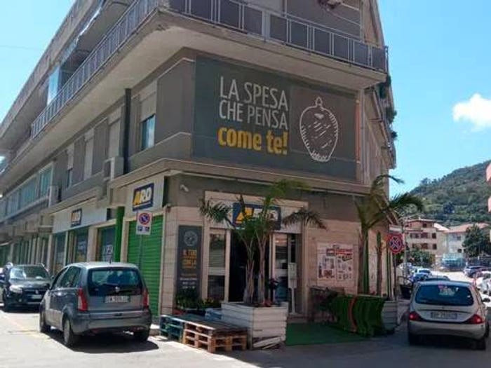 Appartamento bilocale in vendita in Via Principi Lancia Di Brolo, Brolo