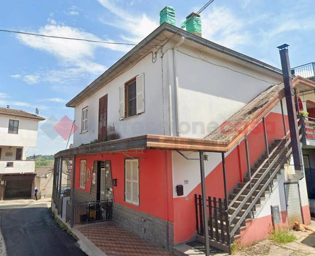 Appartamento con 6 locali in vendita in VIA COLLE DEL VESCOVO, Le Rase Vetiche, Frosinone