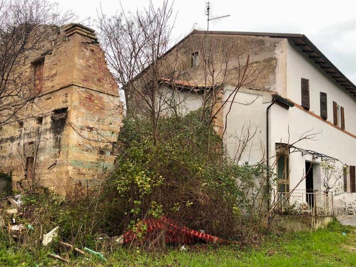 Casa con 6 locali in vendita in Posatora, Ancona