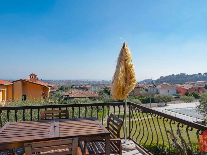 Appartamento trilocale in vendita in Via Castello, Soiano, Soiano del Lago