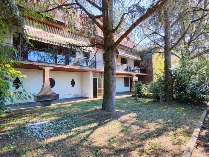 Casa con 6 locali in vendita in Via Carella Rivergaro, Centro, Rivergaro